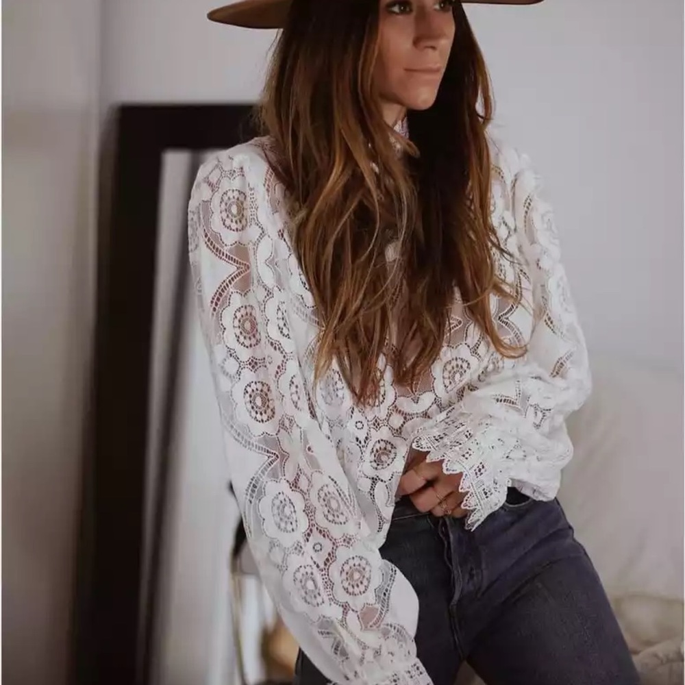 Chic White Lace Blouse
